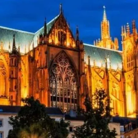 Chez Anna Апартаменты Sanry-les-Vigy